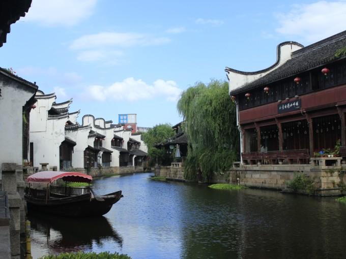 泰晤士：母亲建议巴因德尔改打门将，他现在已流利掌握英语